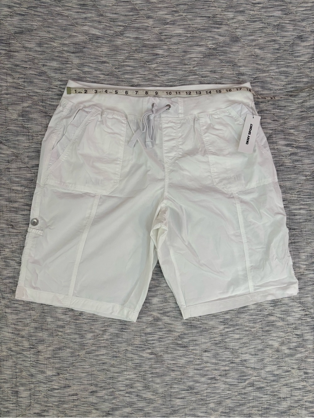 DKNY Sport White Bermuda Shorts Sz XL NWT | DKNY Sport Women Bermuda Shorts - - Picture 6 of 9
